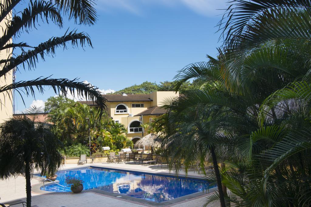 Apartotel&suites Del Rio 4* San José