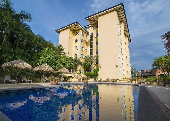 Apartotel&Suites Villas del Rio