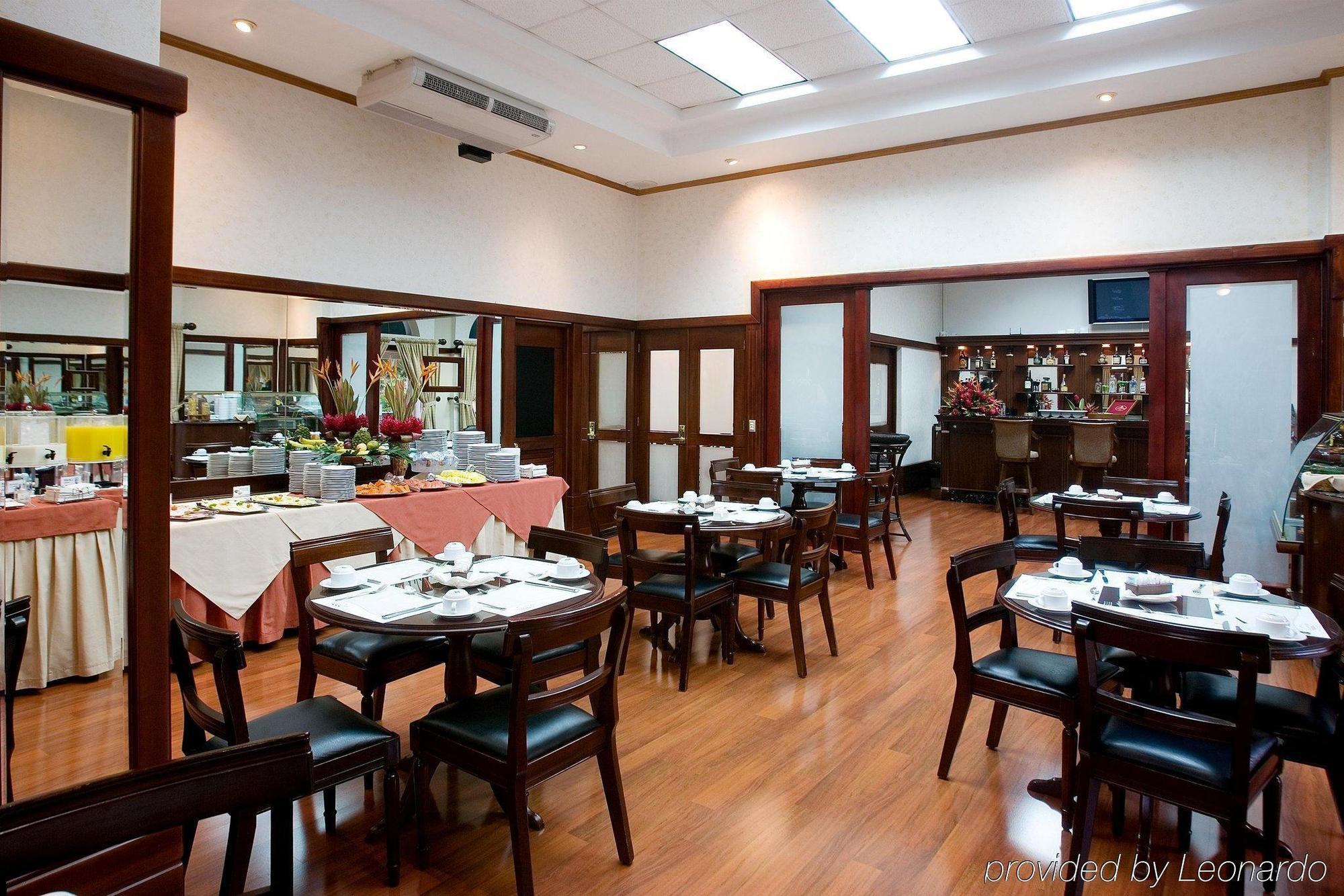 Hotel Apartotel&suites Del Rio San José